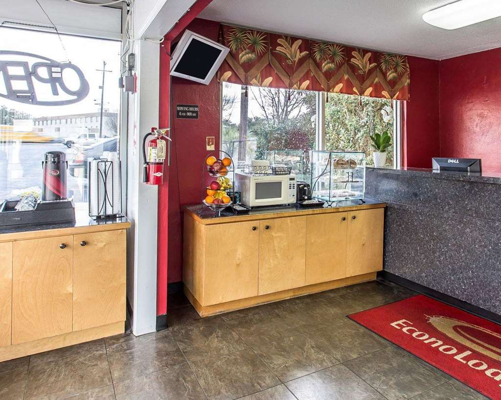 Econo-Lodge Of Conway Restaurant foto
